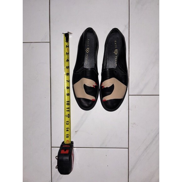 Katy Perry RARE DISCONTINUED The Heart Slip On Leather Shoes - Picture 6 of 8